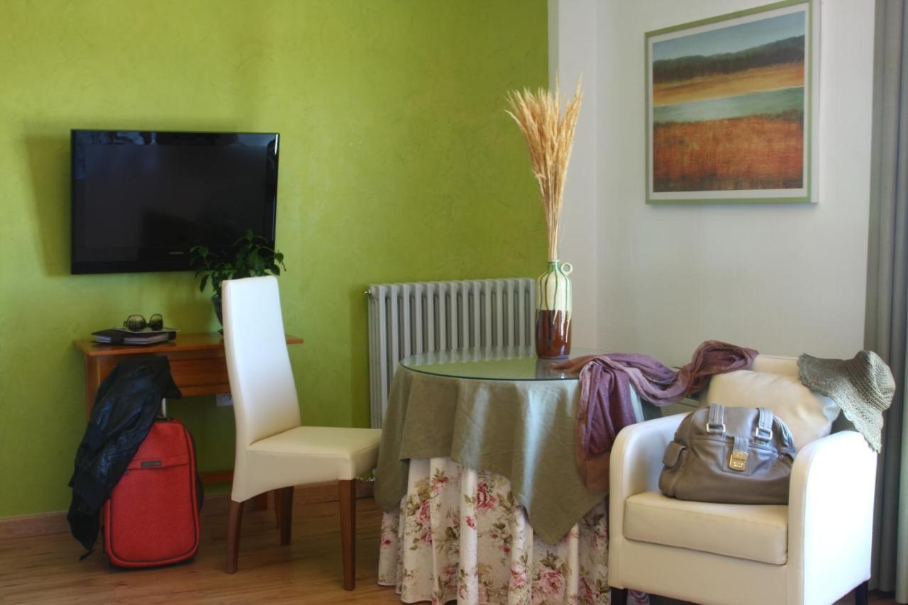 Aparthotel Doña Ruidera Habitación foto
